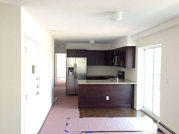 5th image of 7208 44th Ave