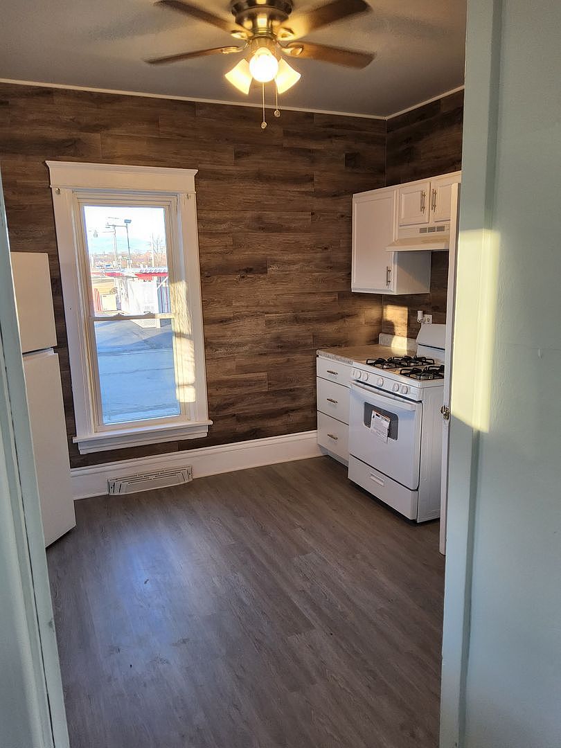 502 Blackhawk Backhawk, South Beloit, IL 61080 Zillow