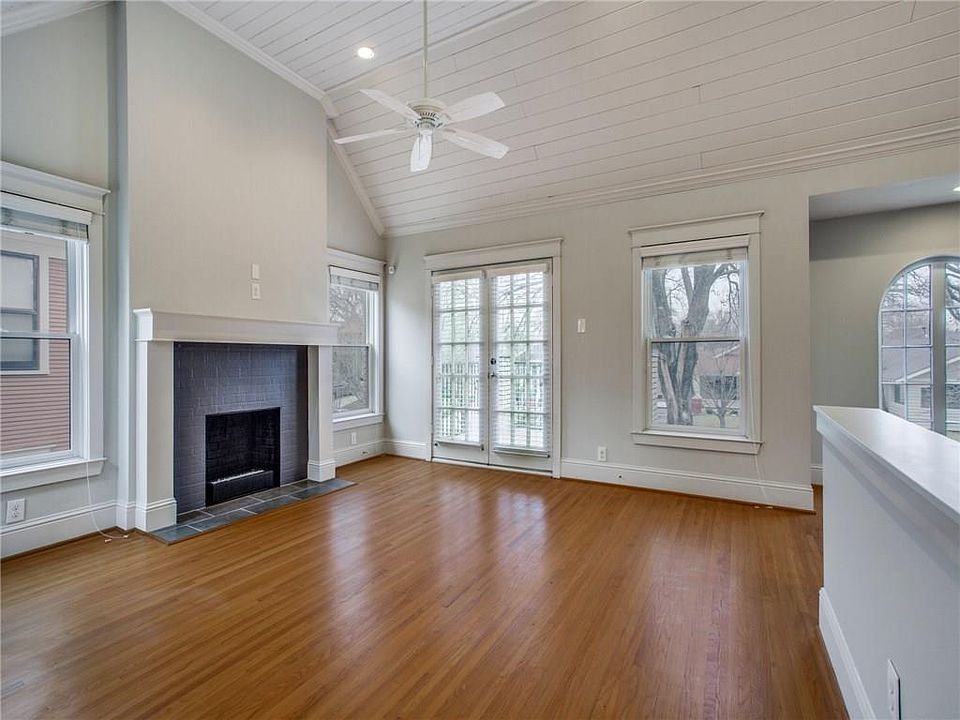 1st image of 306 S Windomere Ave #201