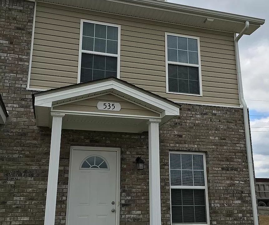 1st image of 535 Claire Pl