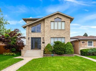 7450 W Winnemac Ave, Harwood Heights, IL 60706