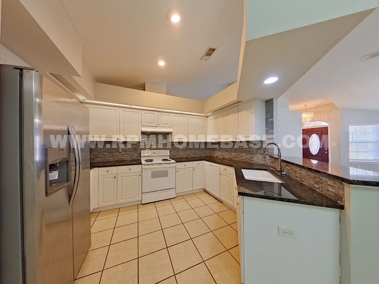 Spacious 4-Bedroom Home with Florida Room in Perdido Key — Photo 4