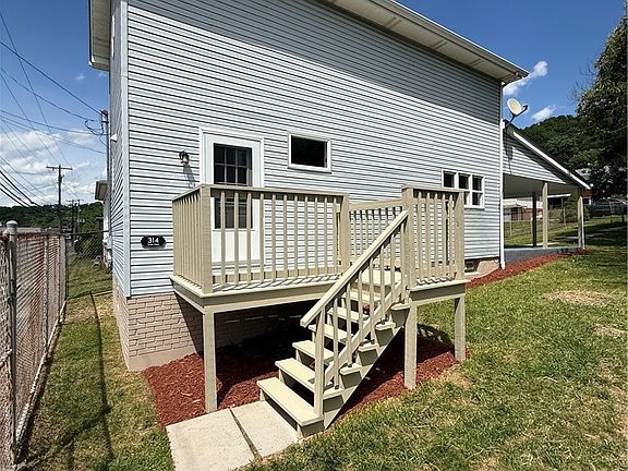 5th image of 314 N Water St