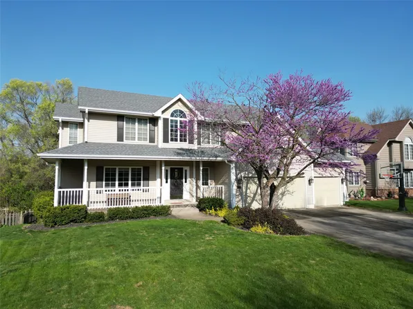 4712 95th St, Urbandale, IA 50322