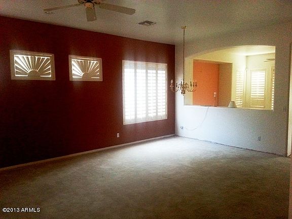 3rd image of 833 W Raven Dr