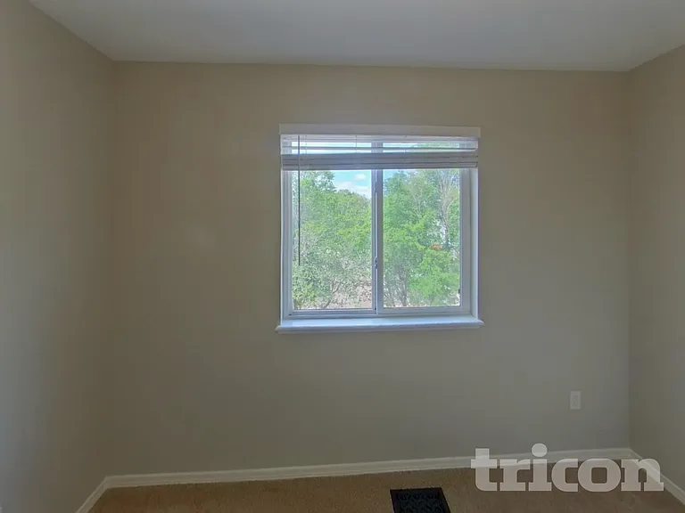 6530 Latah Ln — Photo 13