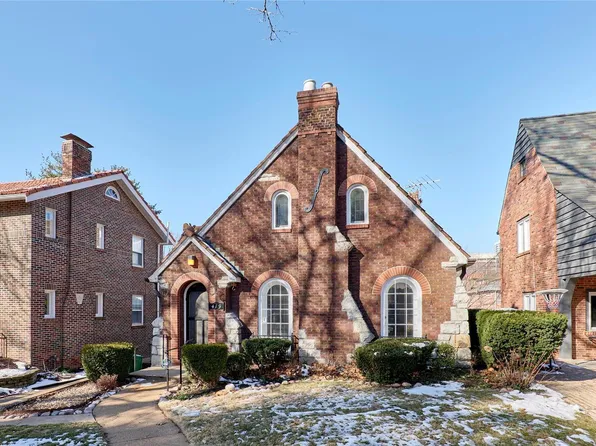 419 Carswold Dr, Saint Louis, MO 63105
