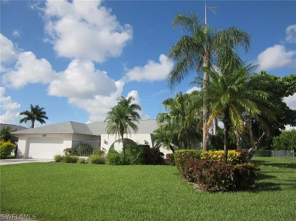 5686 Montilla Dr, Fort Myers, FL 33919