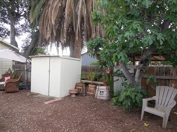 Shed, historic district