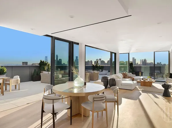 150 Barrow St #Penthouse 1