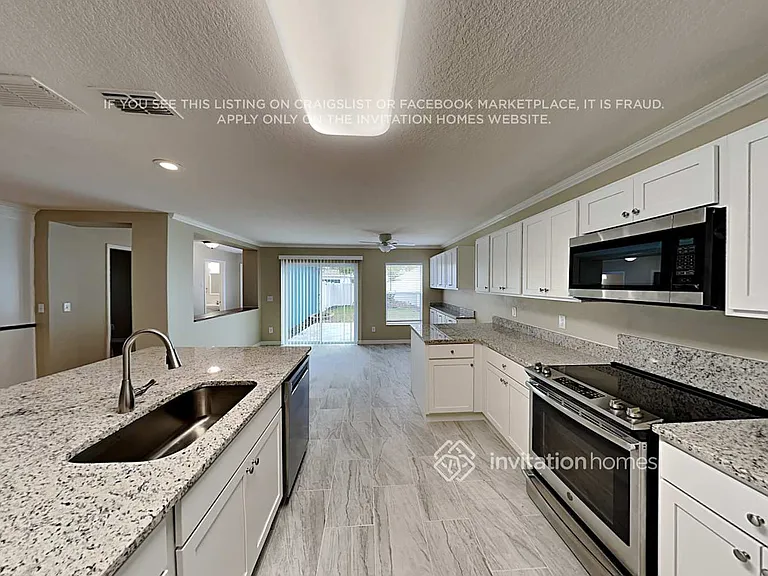13845 Carolina Laurel Dr — Photo 10