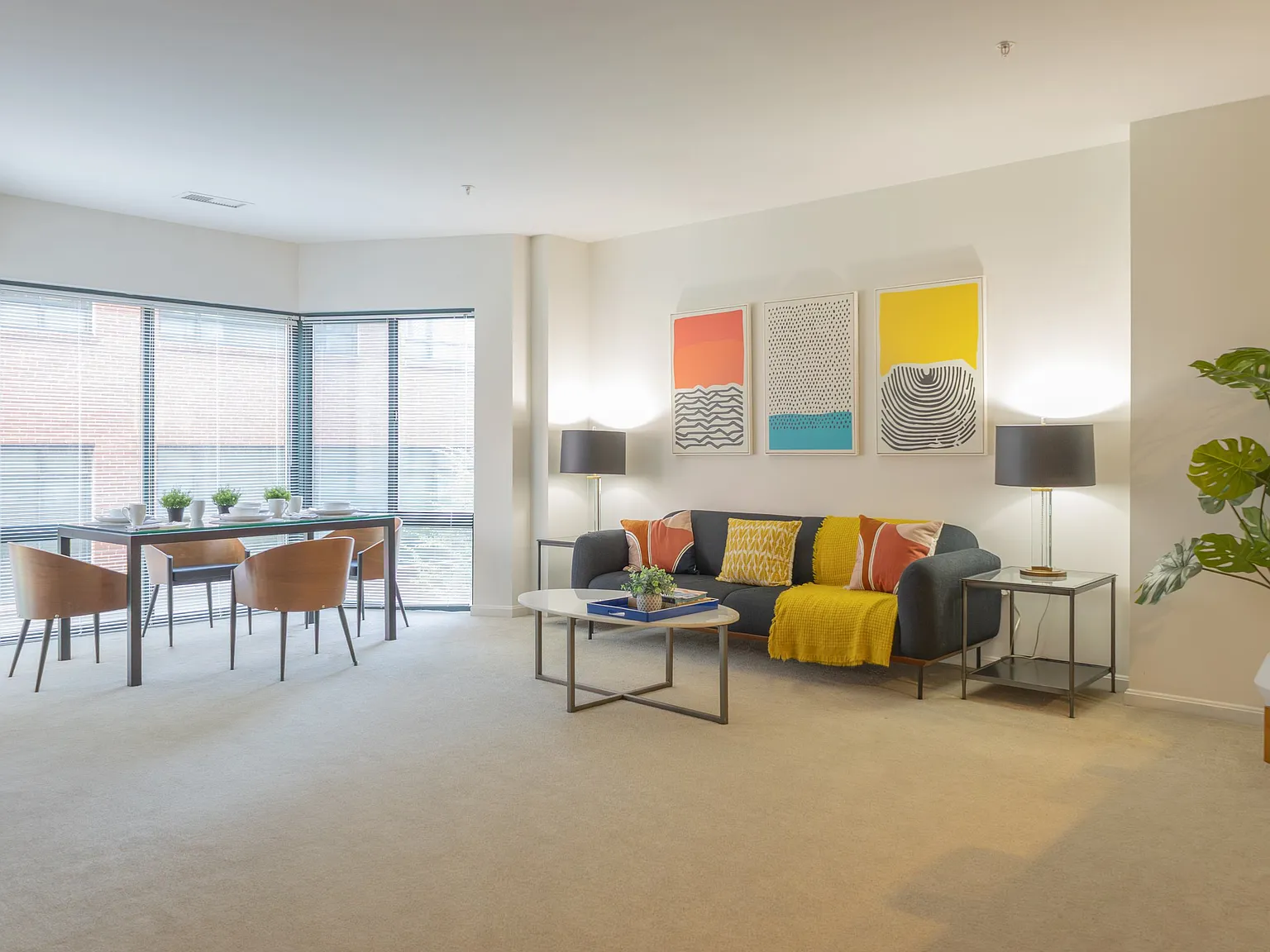 Symphony Center Apartments — Photo 4