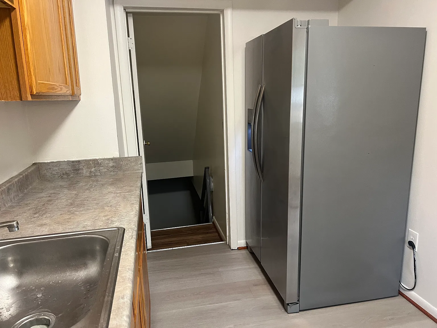 4 bed, 1035 sqft, $2,800 — Photo 3