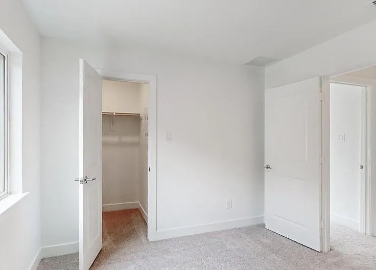 21623 Lampeter River Ln — Photo 14