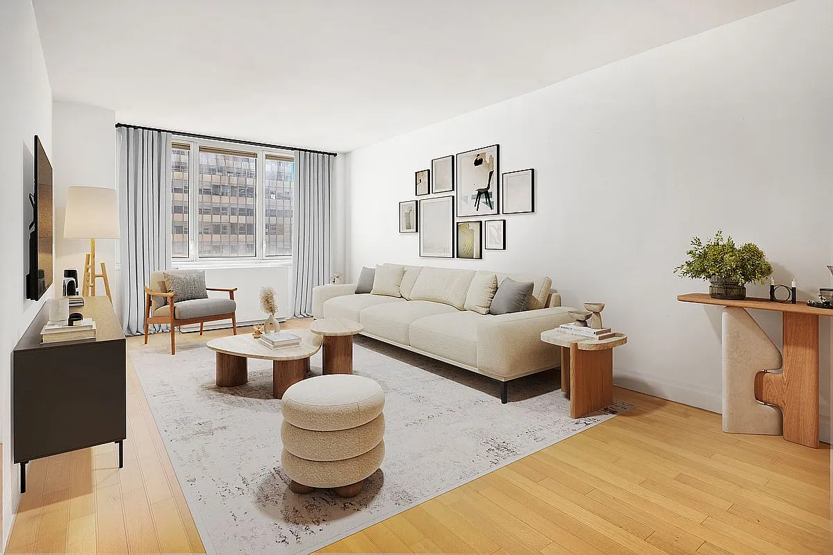 212 E 47th St APT 19A photo 1
