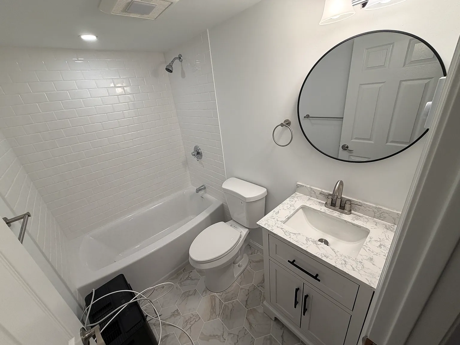 2 bed, 1000 sqft, $2,950 — Photo 3