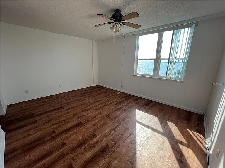 2616 Cove Cay Dr #701 — Photo 12