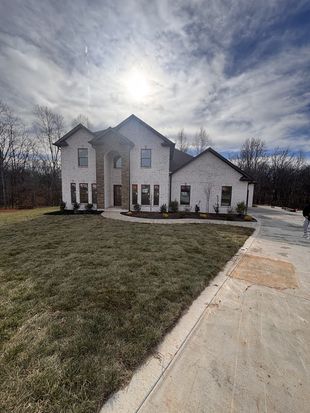 421 Young Ln Lot 105, Pleasant View, TN 37146