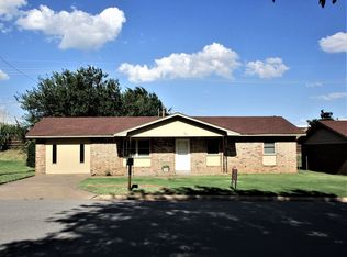 708 N Elm St, Weatherford, OK 73096