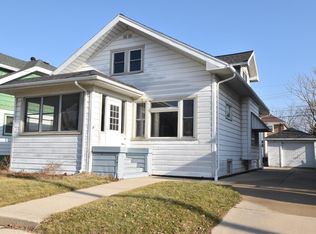 2045 Charles St, Racine, WI 53402