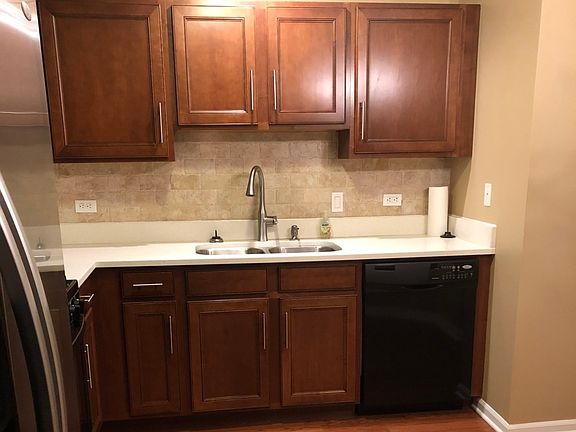 2nd image of 845 E 22nd St APT 113