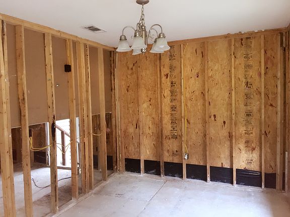 3rd image of 7432 Callahan Dr