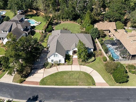 2nd image of 6769 Peyton Ct