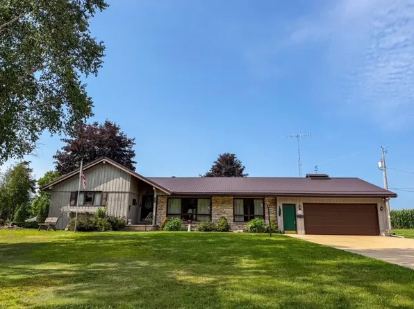 331 Orchard Cir, Gillett, WI 54124
