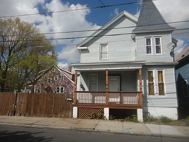 2nd image of 193 Wadsworth St