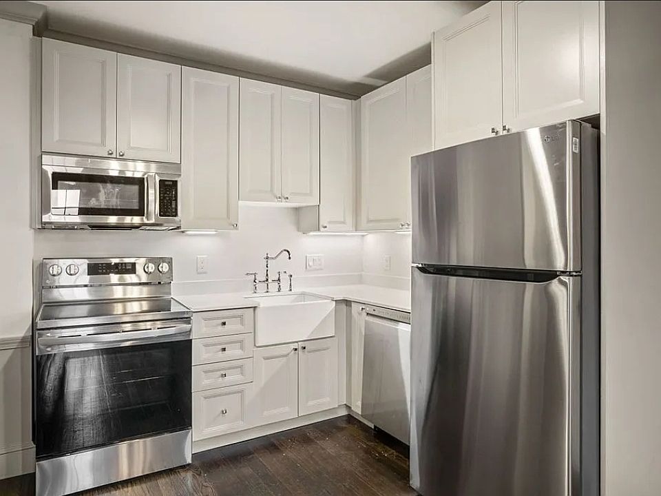 1st image of 10 Dana St APT 14