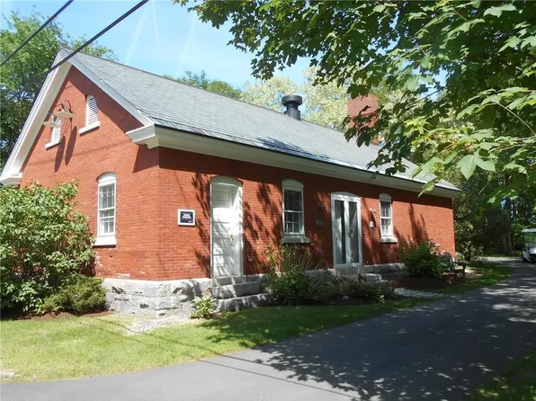 4 Bakery Lane, Portland, ME 04109