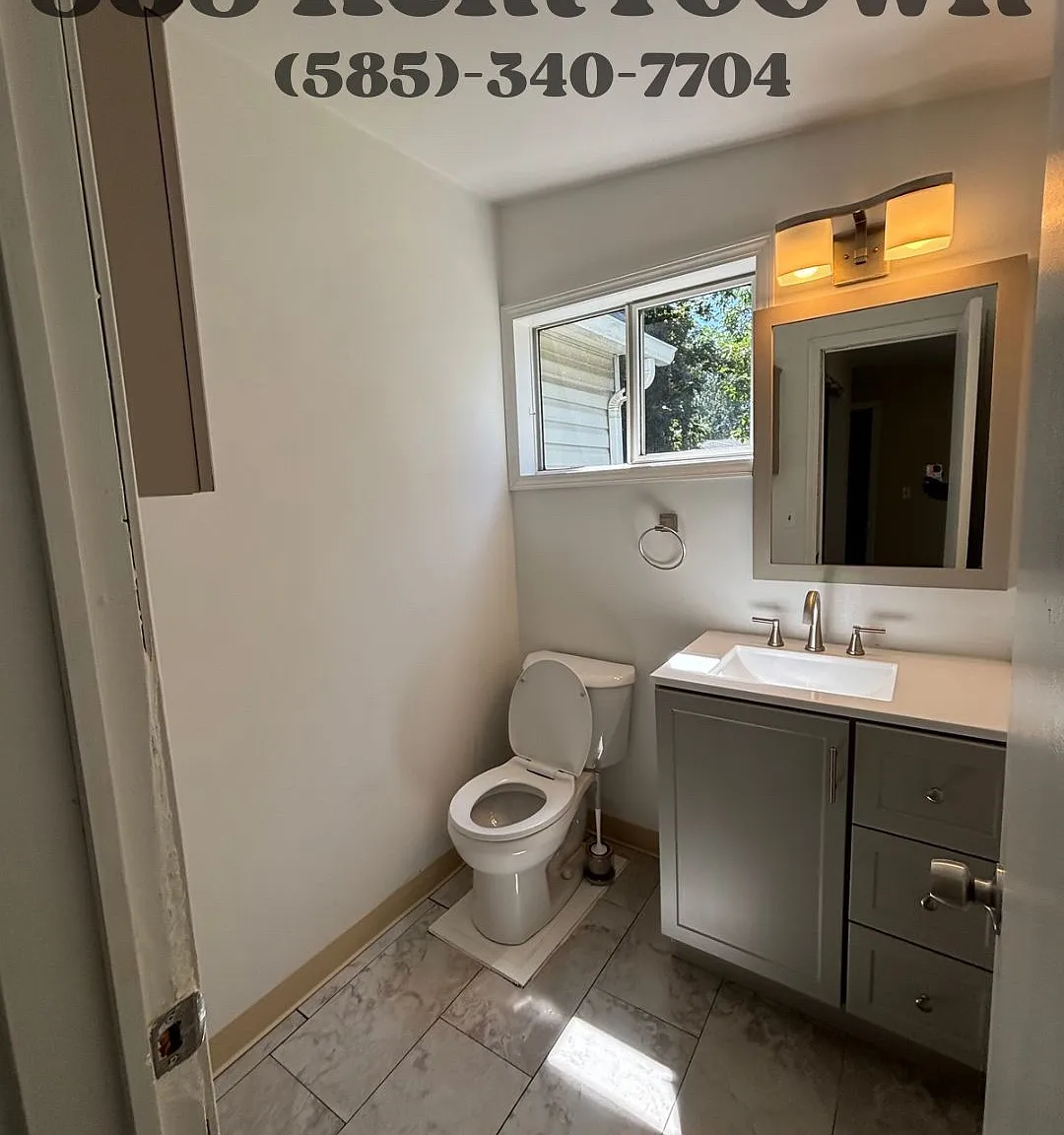 3 bed, 851 sqft, $1,895 — Photo 4
