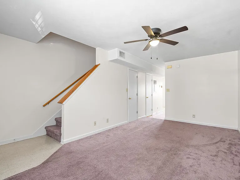 Needmore Road-630-694 — Photo 6