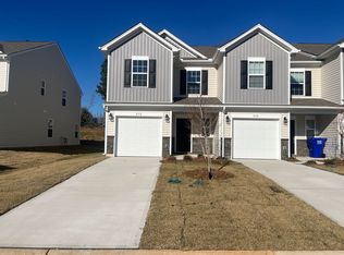 832 Powder Branch Dr, Reidville, SC 29375