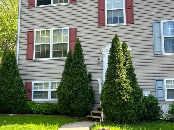 1 Merganser Ct, North East, MD 21901