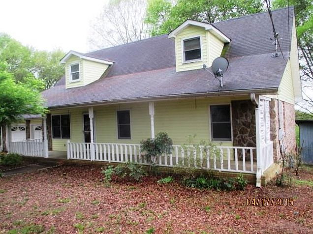 1st image of 331 Oakwood Dr