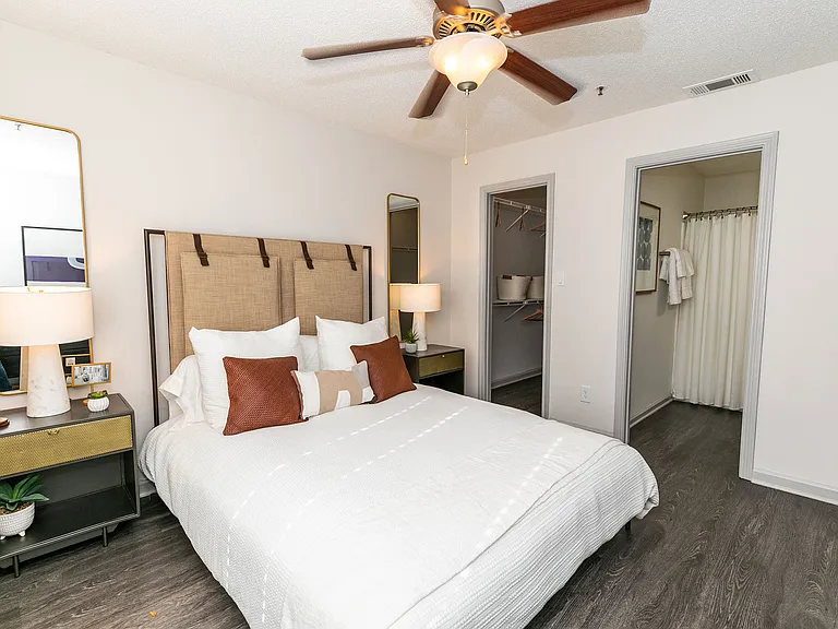 Briarcliff Apartments — Photo 9