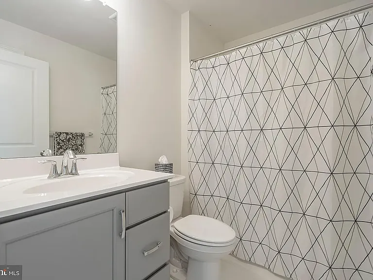 350 Flintrock Ct — Photo 26