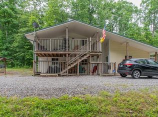 839 Turkey Blind Rd, Crossville, TN 38572