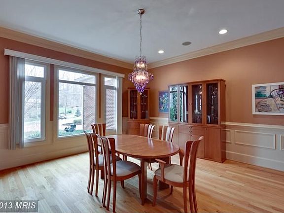 5th image of 5343 Summit Dr