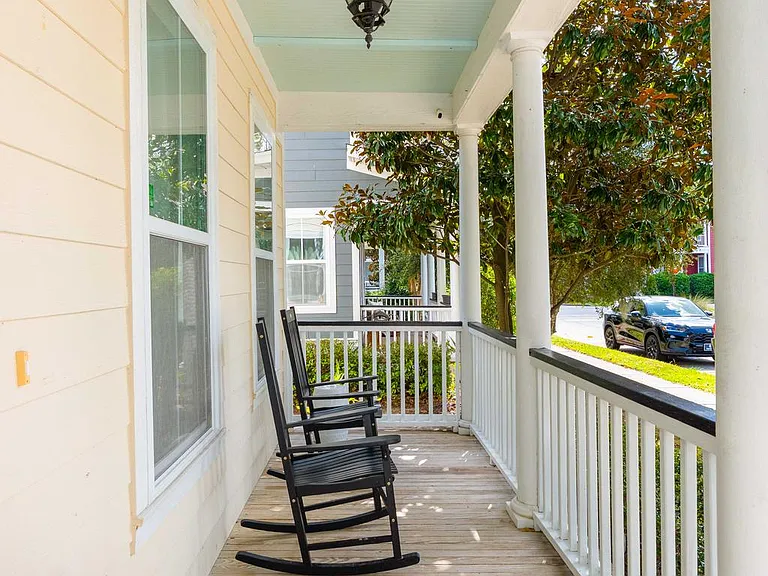 Celtic Dr — Photo 4