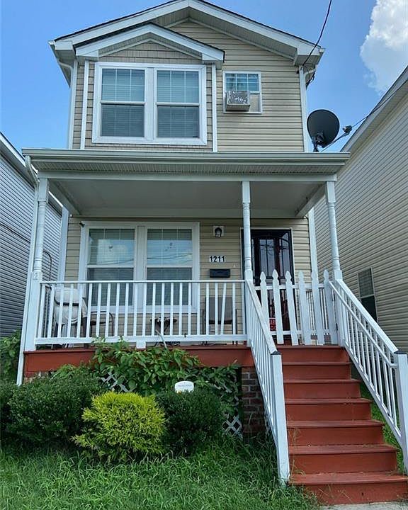 1st image of 1211 N 26th St