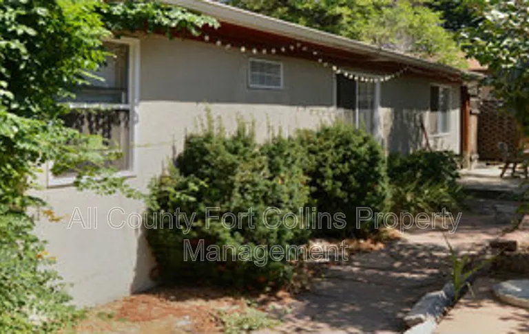 817 E Laurel St — Photo 13