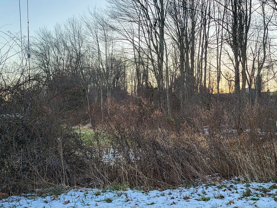 1st image of 27 Tamarac Swamp Road