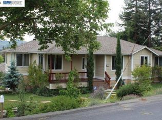 611 Renfrew Rd, El Sobrante, CA 94803