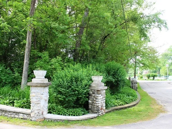 28777 W Great Bear Trl, McHenry, IL 60051