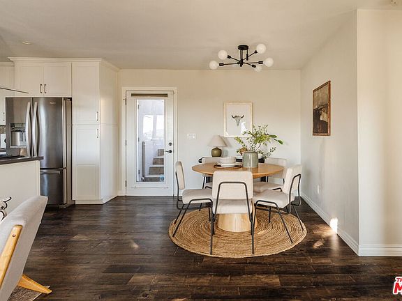 4th image of 3608 Roseview Ave