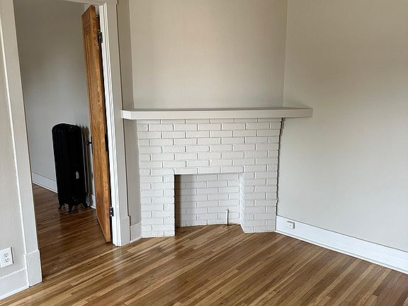 4th image of 2290 Elmwood Ave #14