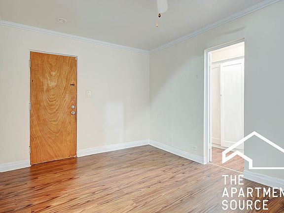 5th image of 6818 N Wayne Ave #107