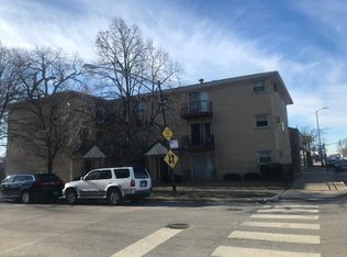 3150 N Neva Ave APT 1B, Chicago, IL 60634